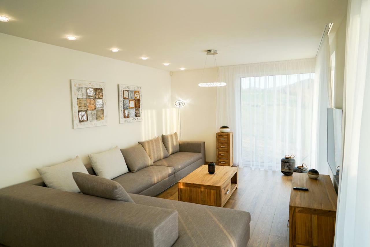 Luxury Villa Moravany nad Váhom Exteriör bild